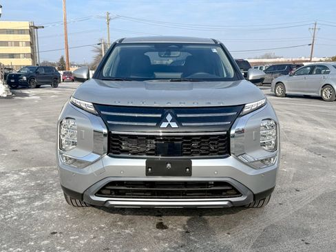New 2026 Mitsubishi Outlander SE AWD/4WD image 2