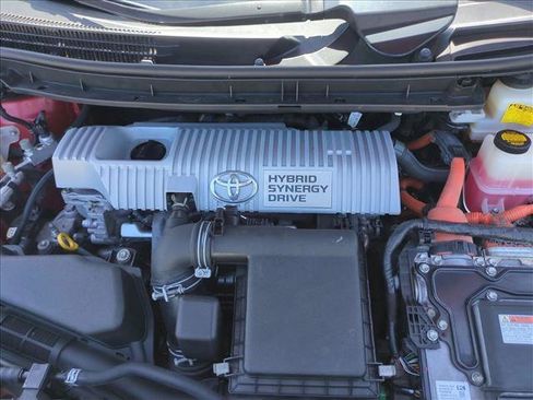 Used 2013 Toyota Prius Two FWD image 21