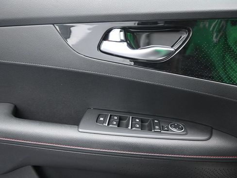 Used 2023 Kia Forte GT w/ GT2 Package FWD image 20