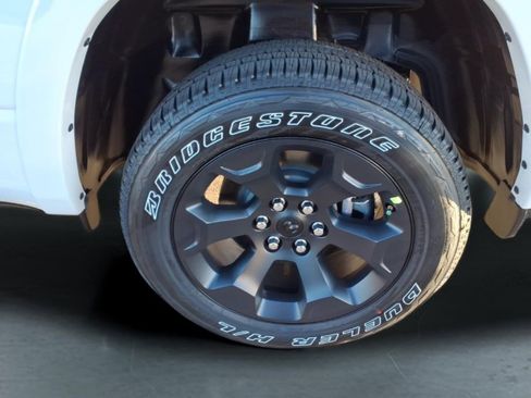 New 2026 RAM 1500 Big Horn AWD/4WD image 8
