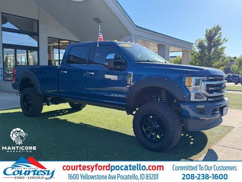 Used 2022 Ford F350 Platinum AWD/4WD image 1