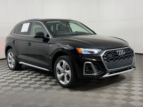 Used 2023 Audi Q5 2.0T Prestige w/ Prestige Package AWD/4WD image 7