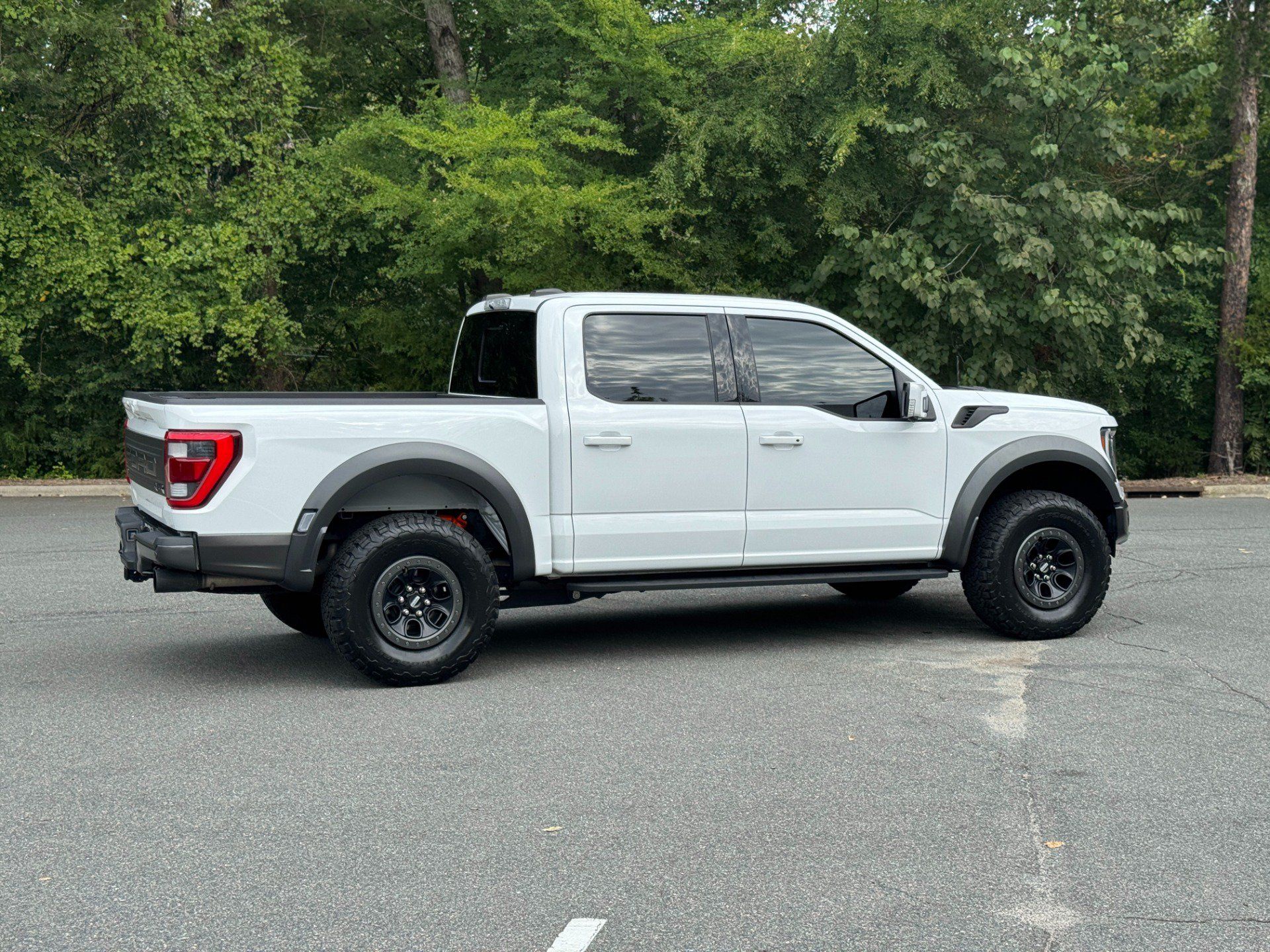 Used 2023 Ford F150 Raptor w/ Blue Interior Package AWD/4WD image 14