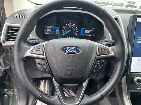 Used 2023 Ford Edge SEL image 26