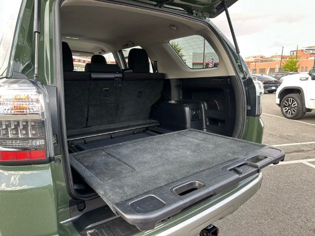 Certified 2022 Toyota 4Runner TRD Off-Road AWD/4WD image 30