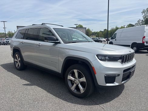 Used 2021 Jeep Grand Cherokee L Limited image 9