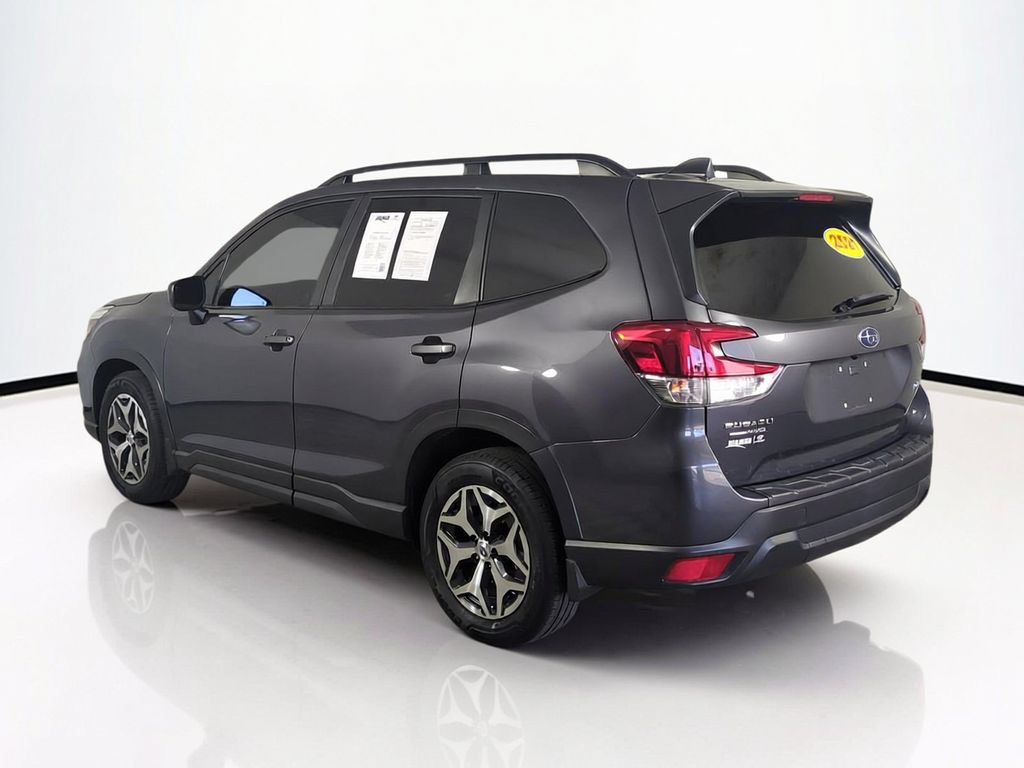 Used 2021 Subaru Forester Premium w/ Popular Package #1 AWD/4WD image 7