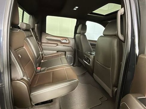Used 2023 GMC Sierra 1500 Denali w/ Denali Reserve Package AWD/4WD image 30