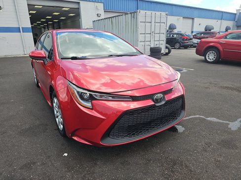 Used 2020 Toyota Corolla LE FWD image 4