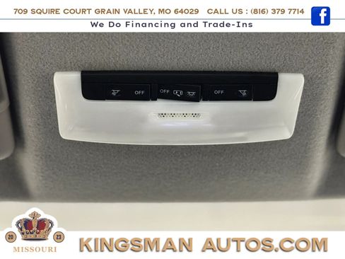 Used 2019 Nissan Kicks SV FWD image 15