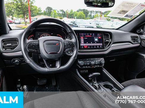 Used 2025 Dodge Durango GT RWD image 29