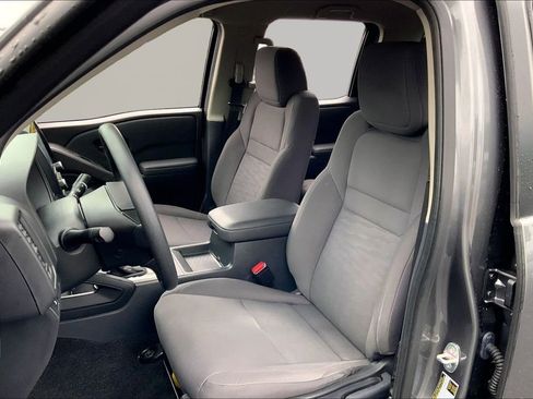 Used 2022 Nissan Frontier S w/ Technology Package AWD/4WD image 15