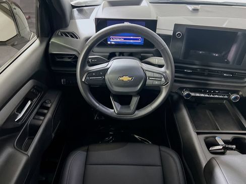 Used 2024 Chevrolet Silverado EV W/T AWD/4WD image 19