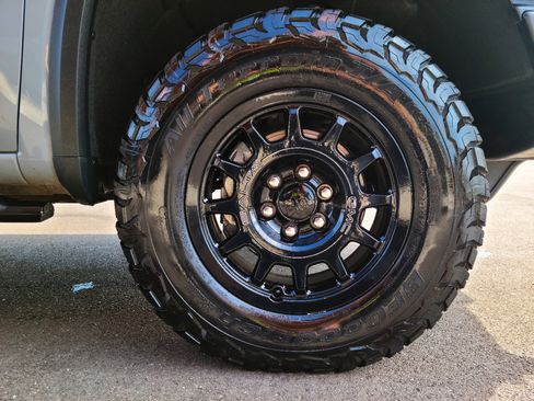 Used 2024 GMC Sierra 1500 AT4X w/ AT4X AEV Edition image 33