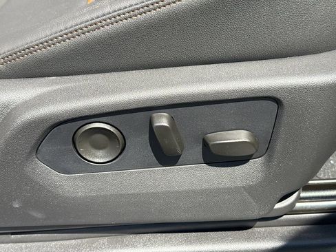 New 2026 GMC Sierra 1500 AT4 w/ AT4 Premium Package AWD/4WD image 41