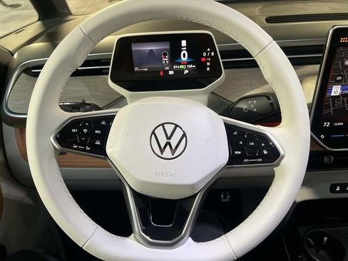 New 2025 Volkswagen ID. Buzz Pro S Plus image 15