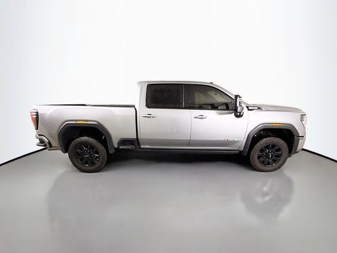 Used 2026 GMC Sierra 3500 AT4 w/ AT4 Premium Plus Package AWD/4WD image 8