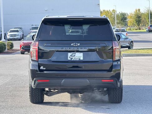 Used 2023 Chevrolet Suburban Z71 image 25