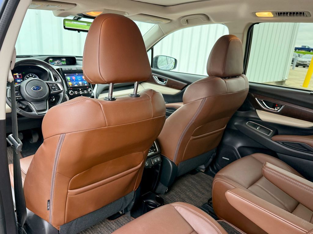 Used 2019 Subaru Ascent Touring AWD/4WD image 14
