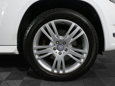 Used 2014 Mercedes-Benz GLK 350 2WD image 34