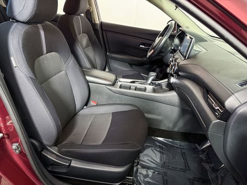 Used 2020 Nissan Sentra SV image 13