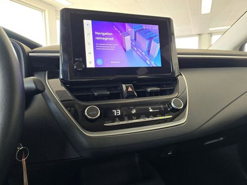 Used 2024 Toyota Corolla LE FWD image 28