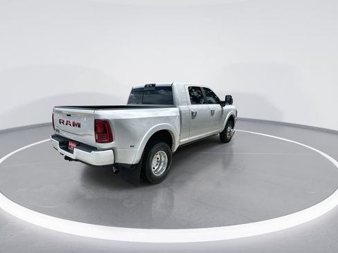 Used 2026 RAM 3500 Longhorn AWD/4WD image 8