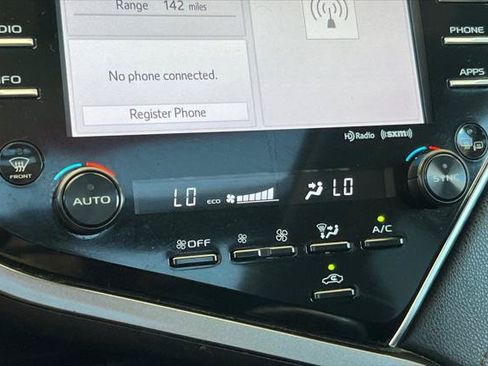 Certified 2018 Toyota Camry XLE w/ Audio Package FWD image 22