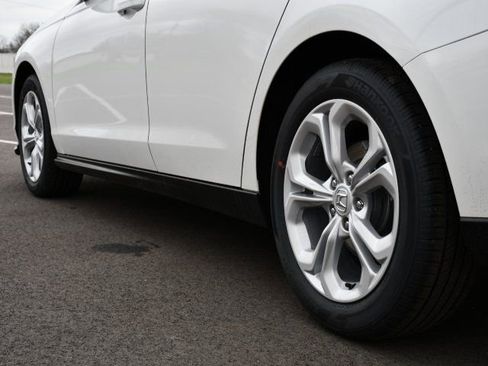 New 2026 Honda Accord LX image 9