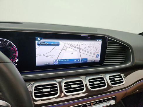 Certified 2026 Mercedes-Benz GLS 450 4MATIC image 14