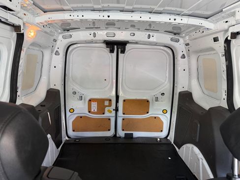 Used 2021 Ford Transit Connect XL FWD image 17