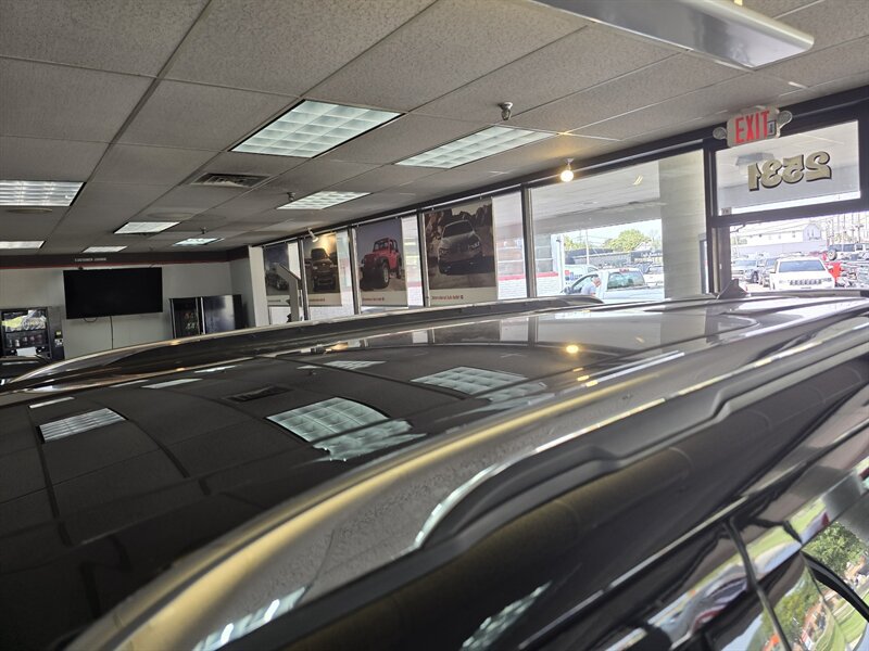 Used 2019 Ford Explorer Limited w/ Class III Trailer Tow Package AWD/4WD image 49