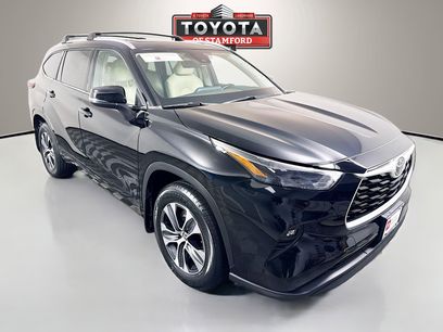 Certified 2022 Toyota Highlander XLE