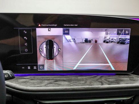 Certified 2025 Audi Q5 2.0T Premium Plus w/ Premium Plus image 25