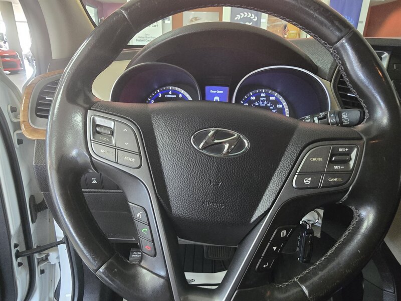 Used 2014 Hyundai Santa Fe GLS AWD/4WD image 27