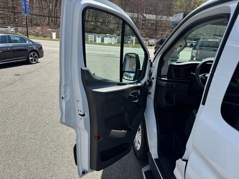 Used 2020 Ford Transit 350 XLT image 15