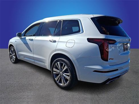 Used 2020 Cadillac XT6 Premium Luxury image 6