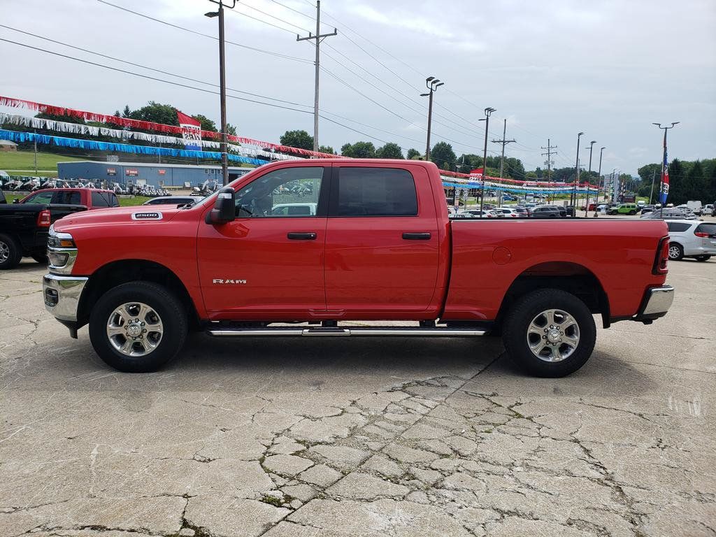 Used 2026 RAM 2500 Big Horn AWD/4WD image 6