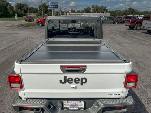 Used 2020 Jeep Gladiator Sport w/ Quick Order Package 24S AWD/4WD image 6