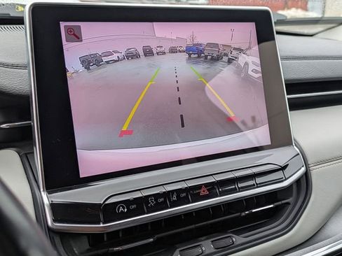 Certified 2022 Jeep Compass Limited w/ Elite Group image 29