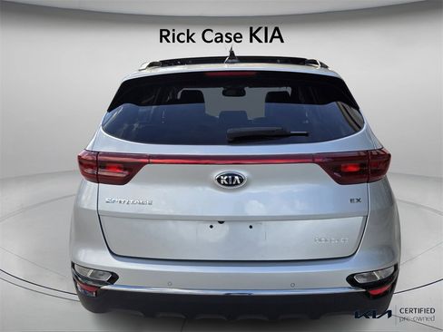 Used 2020 Kia Sportage EX w/ EX Technology Package image 6