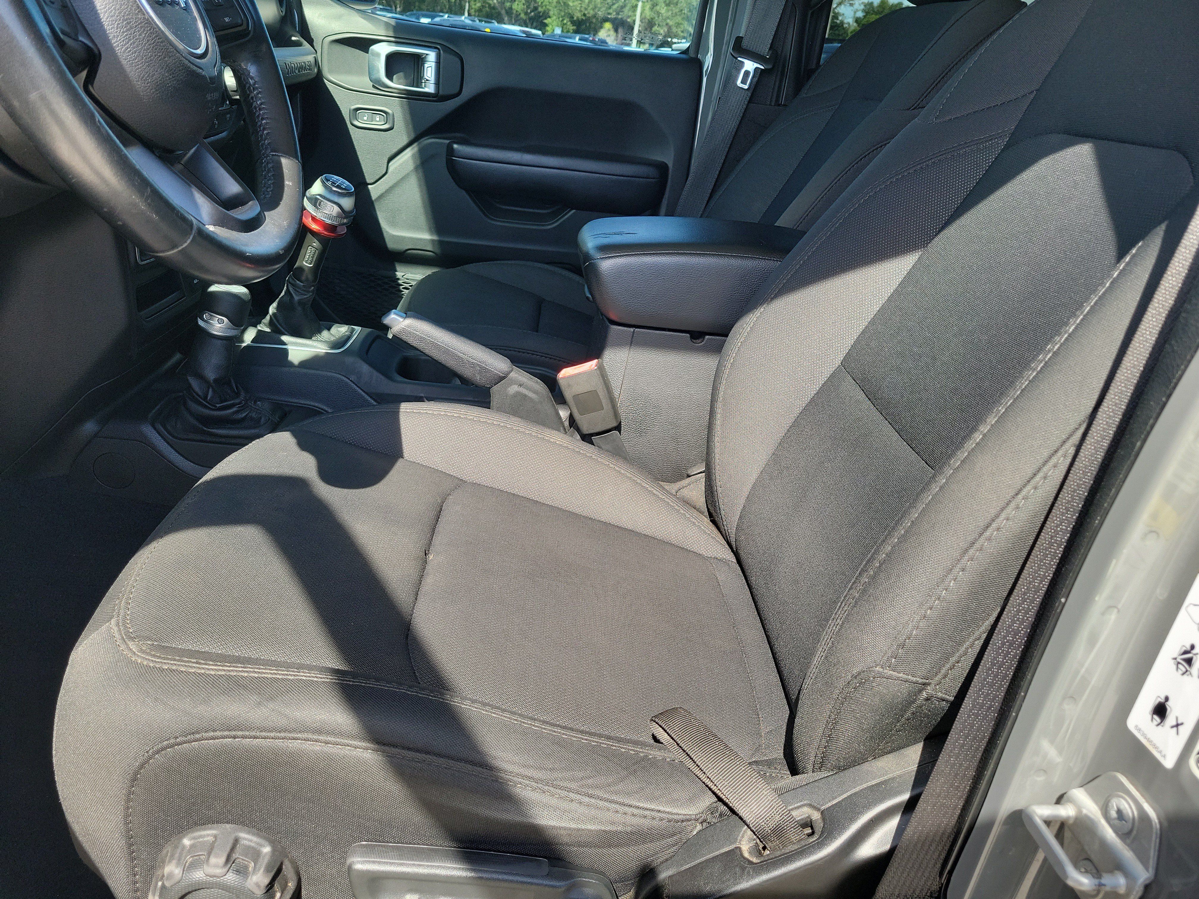 Used 2019 Jeep Wrangler Unlimited Sport S AWD/4WD image 19