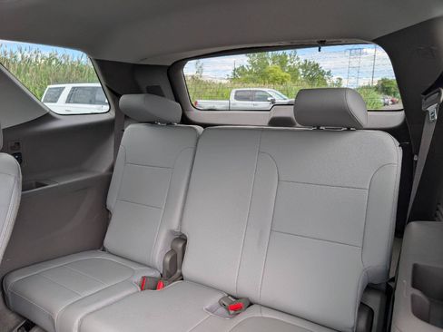 Used 2020 Chevrolet Traverse Premier AWD/4WD image 11