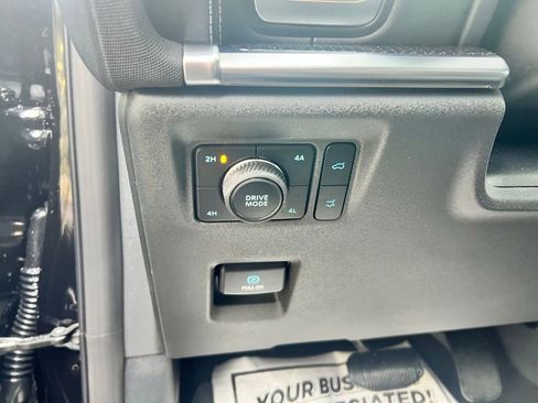 New 2025 Ford Expedition Max Platinum w/ Stealth Performance Package image 20