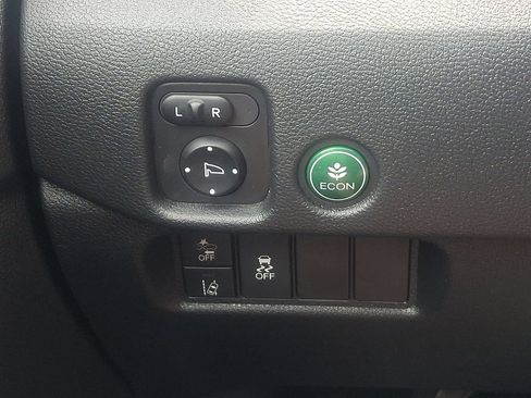 Used 2022 Honda Pilot TrailSport image 24