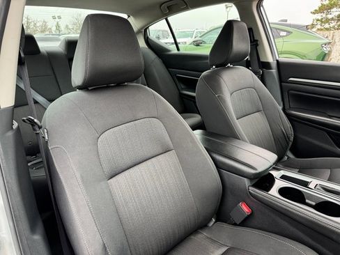 Used 2023 Nissan Altima 2.5 SV image 19