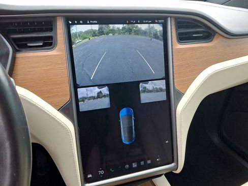 Used 2020 Tesla Model X Long Range AWD/4WD image 15