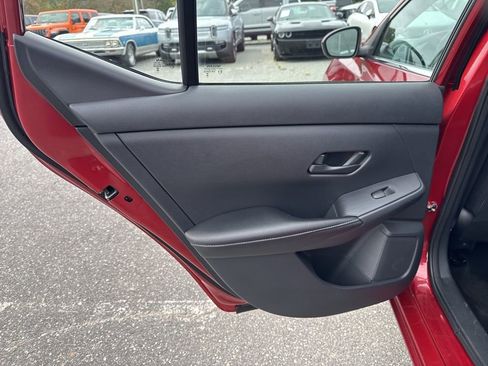 Used 2024 Nissan Sentra SV image 24