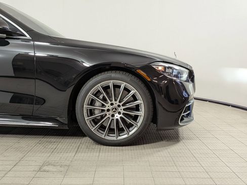 Used 2024 Mercedes-Benz S 580 4MATIC Sedan image 11