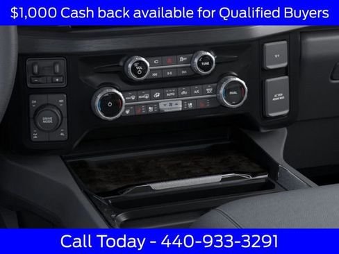 New 2025 Ford F250 Lariat w/ Lariat Ultimate Package image 16